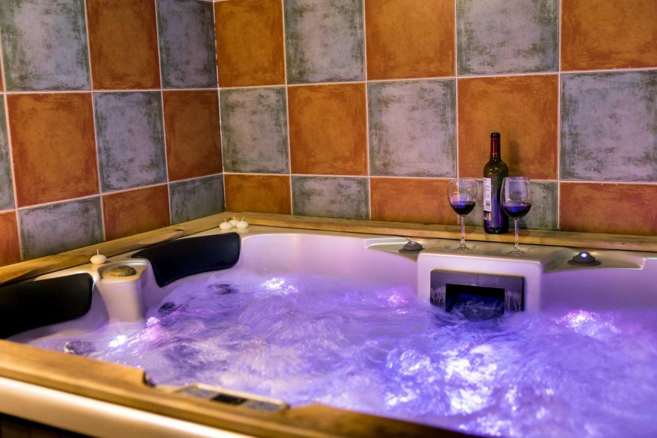 Jabata Spa Cabezas Altas Eksteriør billede